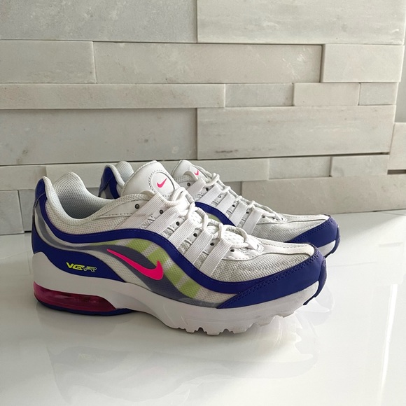 Nike Shoes - Sports Trainers for Women Nike Air Max VG-R White Multicolor
